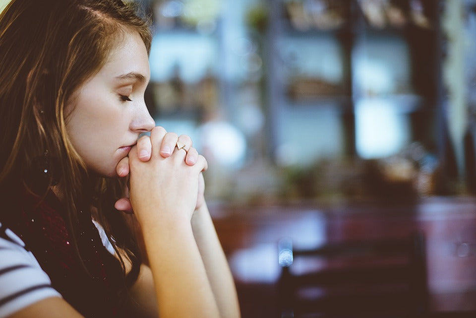 femme pensive