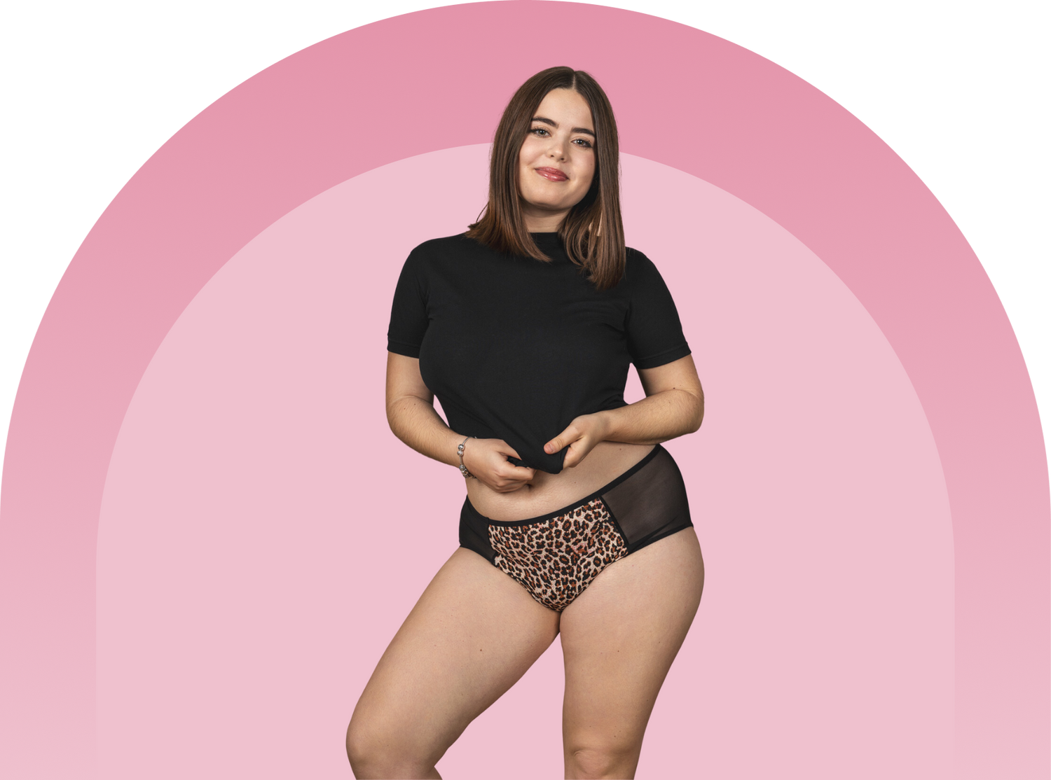 culotte menstruelle Clara léopard sur fond rose