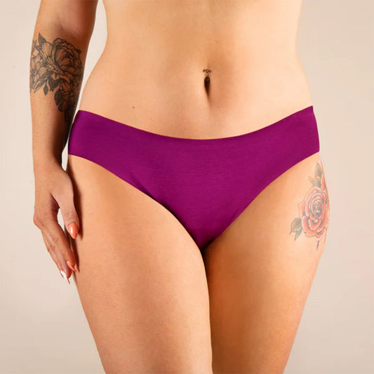 Roxane violet face