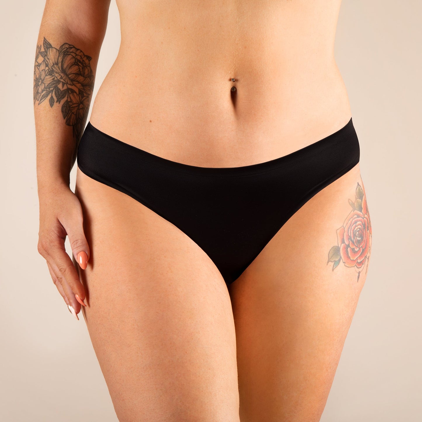 Maillot de bain menstruel Nora Noir sans couture face