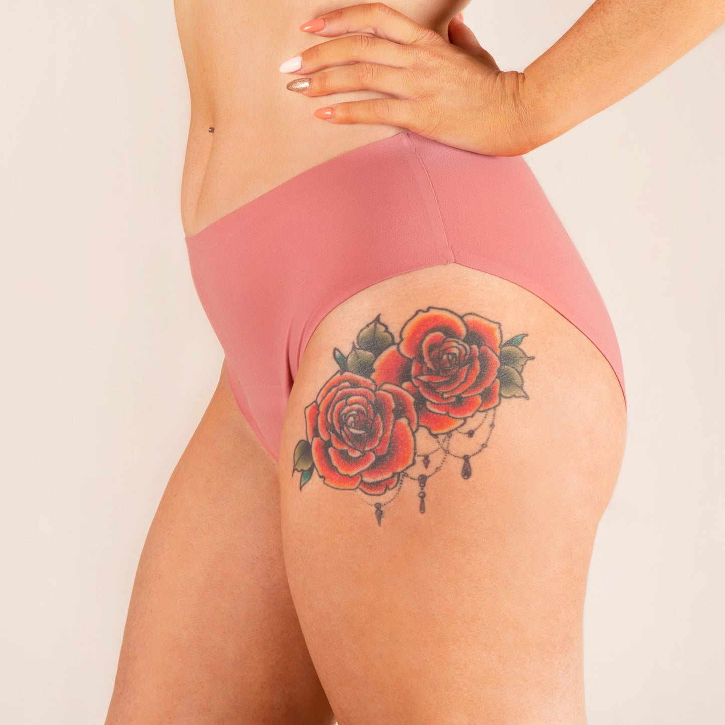 Culotte menstruelle sans coutures rose profil