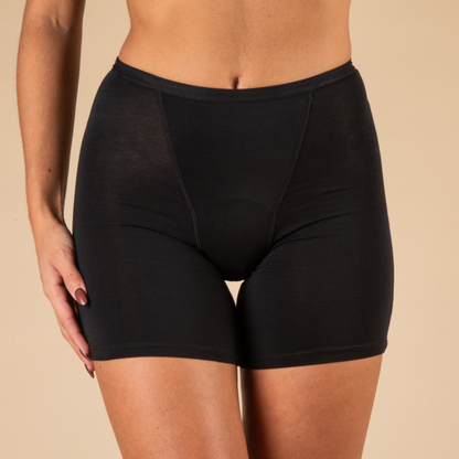 Boxer menstruel Romy noir, vue de face